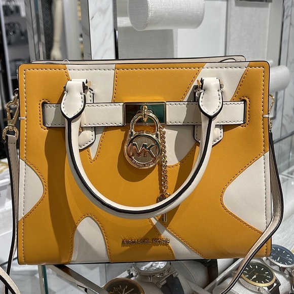 MICHAEL KORS Hamilton Small Two-Tone Satchel
COLOR GOLDEN ROD MULTI
NWT - Picture 5 of 16